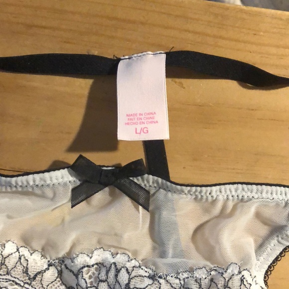 White Victoria Secret Bustier - Picture 6 of 6